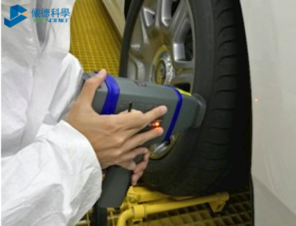 手持光譜儀現（xiàn）場（chǎng）操作照2