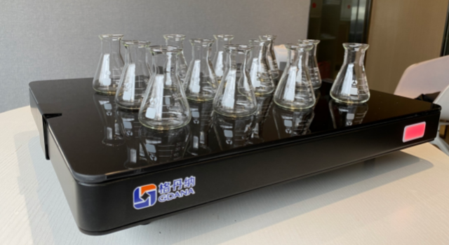 實驗（yàn）電熱板