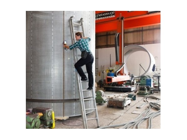 手（shǒu）持式合金分析光譜儀在鍋爐壓力容器檢測中的應（yīng）用解決方案