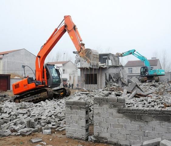 建築拆除公司在工作時該有的防範措施有哪些