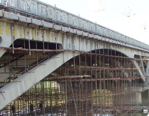 襄陽橋梁建築加固需要注意事項